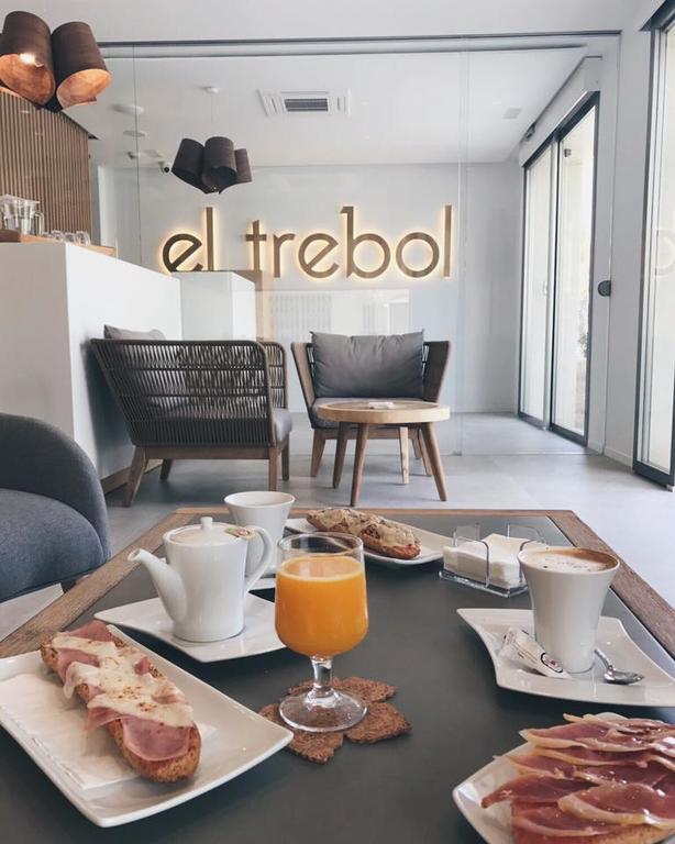 El Trebol Bar & Hotel Only Adults Карбонерас Екстер'єр фото